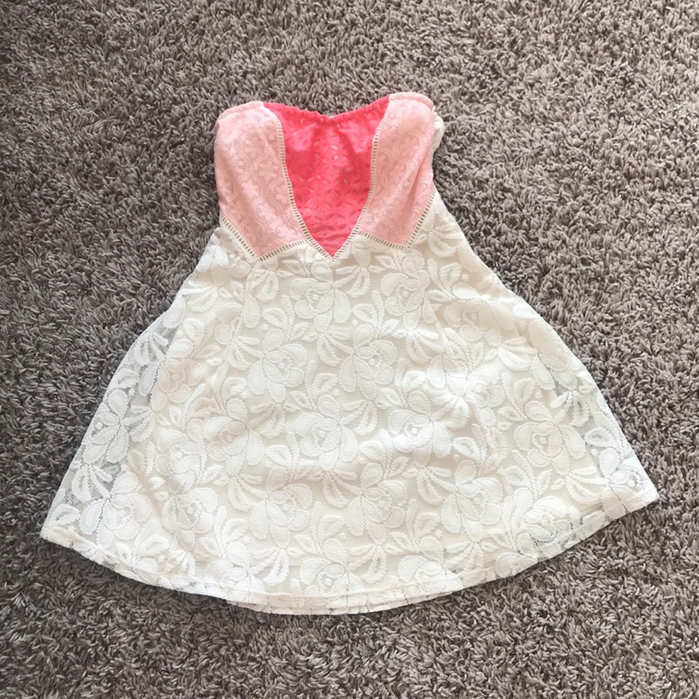 Beautiful strapless lace dress